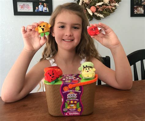 Seems like you liked my innie the last time, so i thought i show you what's inside. cutie fruities minis :: blindbag sweet surprises ...