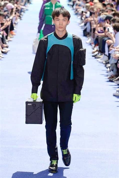 Virgil Abloh Debuts Louis Vuitton Ss19 Collection Paris Fashion Week