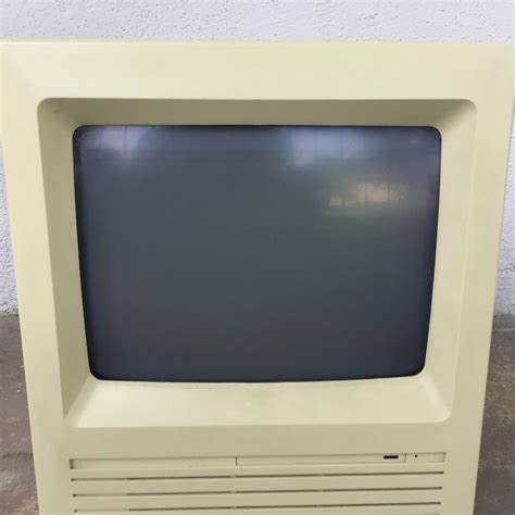 Vintage Apple Macintosh Se Computer 1986 Model M5011 Untested