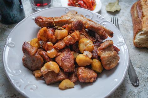 Il cif e ciaf è una ricetta tipica abruzzese, è un secondo piatto della tradizione povera e contadina. Cif e Ciaf Abruzzese - Cooking ItalyCooking Italy
