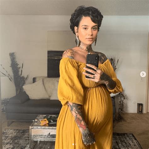 Exclusive sweetsexysavage album bundles available here: Kehlani Shows Off Her 6 Months Baby Bump And Reveals Why ...