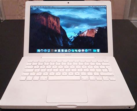 Personally Ive Always Loved The White Macbook Design Still Use It To