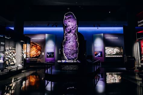 Step Inside The Natural History Museums Renovated Hall Of Gems Moneyweb