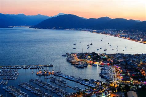 Marmaris interactive travel information by a team of committed marmaris experts based in central marmaris, helping you plan your holiday in marmaris and finding the best local events, news. Marmaris Foto Galerij | Uitgebreide en hoogstaande foto's ...