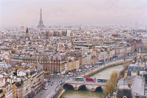 エッフェル塔とパリの町並み フランスの風景 Beautiful 世界の絶景 美しい景色