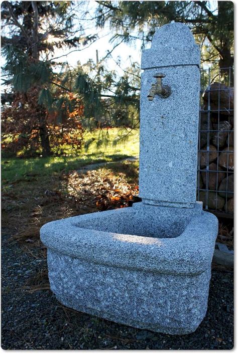 Wir fertigen innentreppen und außentreppen aus granit, marmor, naturstein und beton. Zierbrunnen aus Granit für den Garten