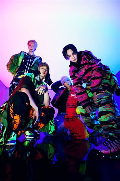 Shinee Yaklaşan Albümleri Hard İçin Renkli Tanıtım Fotoğrafları