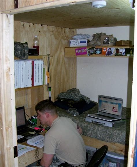 Engineers Upgrade Living Quarters For Military Police Soldiers On Duty