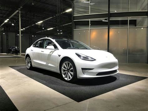 Last month, the electric carmaker incorporated tesla motors india and energy private limited with its registered office in the city of bengaluru. Pin by Mike on Car & Tesla | Tesla car, Luxury cars, Tesla s