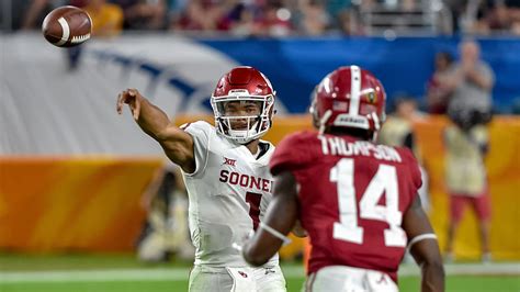 Defensive tackle quinnen williams went third to the new york jets, offensive tackle jonah williams went 11th to the cincinnati bengals and running back josh jacobs went 24th to the oakland raiders. 2019 NFL Mock Draft: First-Round Predictions After Kyler ...