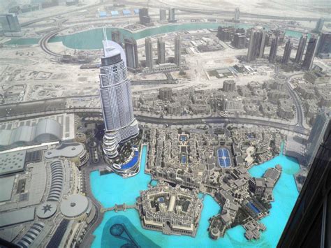 Welcome back to burj khalifa, your safety is our priority. Bild "Burj Khalifa Aussicht" zu Burj Khalifa in Dubai