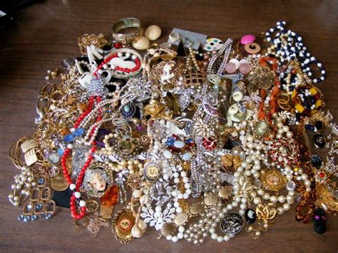 14 Lbs Vintage Jewelry Lot Rhinestones Making Repair Crafts Ready To Wear Signed Ebay