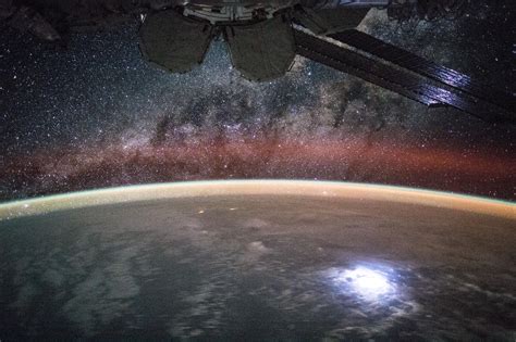 4 Nasa Photos Show Stunning Views Of The Milky Way Galaxy