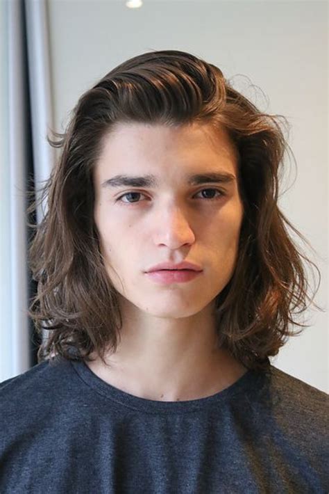 28 Androgynous Hairstyles For Guys Hairstyle Catalog