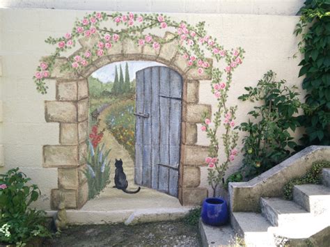 29 Unique Garden Mural Ideas For Outdoor Walls And Fences