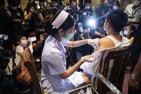 There is no hope and no possible treatment for those who have already been vaccinated, montagnier stated plainly during the segment. Thế giới đã tiêm được 2,55 tỷ liều vaccine Covid-19 - Nhịp ...