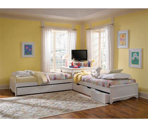 Bedroom sets, beds, dressers, chairs, nightstands & more. Lea Kids Haley Double Twin with Corner Unit | Corner twin beds, Bed in corner, Bedroom sets