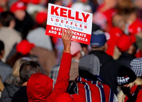 Vea una colección de georgia senate runoff election fotos e imágenes editoriales en stock. Biden promises 'new day,' Trump heads to Georgia on eve of pivotal Senate runoffs | World ...