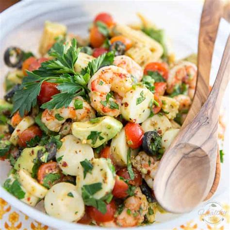 Add shrimp and pepper flakes. Simple Cold Shrimp Salad • The Healthy Foodie