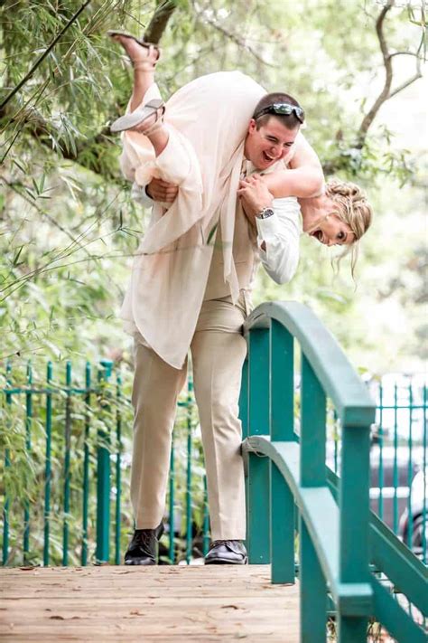 Cole bin home is located in grayton beach. A Romantic Vintage Wedding in Grayton Beach | Destination ...