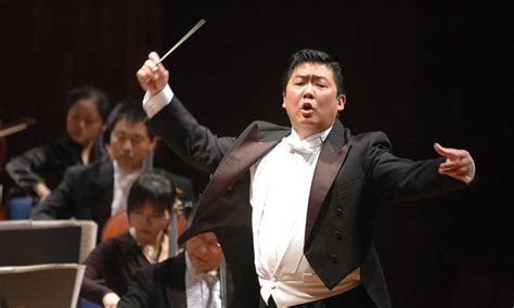 Shanghai 〓 Chinese Conductor Long Yu And Shanghai Symphony Orchestra