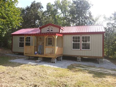 The Ozark Cabin Sunrise Buildings Is Now The Backyard And Beyond