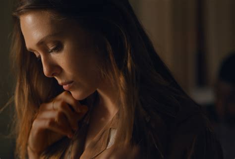 ‘sorry For Your Loss Review Elizabeth Olsen Facebook Watch Drama