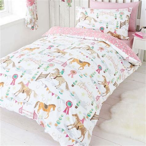 The theme may be subtly woven into your decor, or you may take a bold and whimsical approach. Horse Print Double Duvet Set | Horse themed bedrooms ...