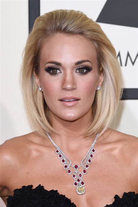Carrie Underwood Hair Carrie Underwood Long Wavy Golden Blonde