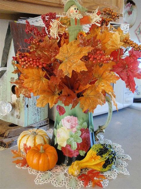 30 Cool Ways To Use Autumn Leaves For Fall Home Décor