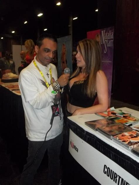 a fun talk with courtney cummz at exxxotica nj 2012 ~ words from the master