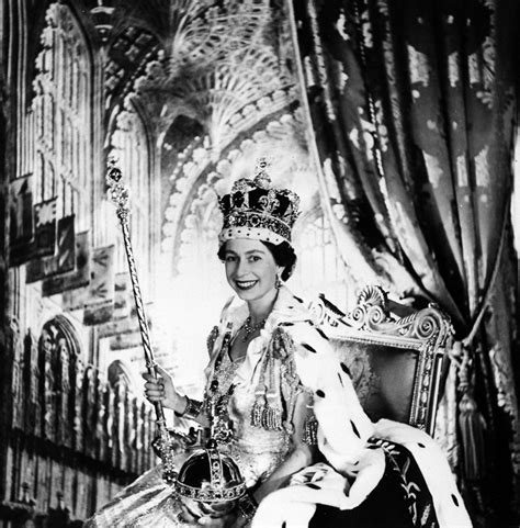 Queen Elizabeth Iis Life Through The Years Photos Abc News