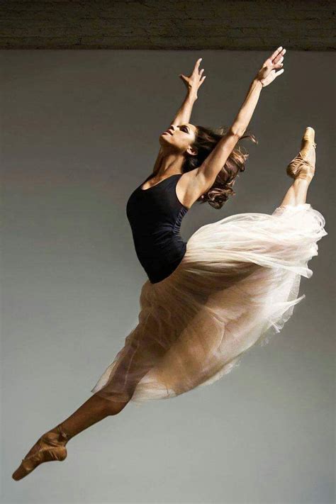 Misty Copeland Ballerina Dancing Ballet Dancers Ballerinas Dance