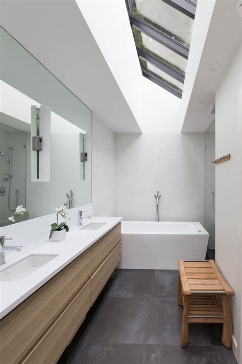 Bathroom mirror comes in different designs. 5 Bathroom Mirror Ideas For A Double Vanity | CONTEMPORIST