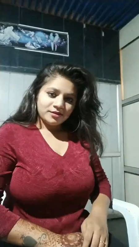 Desi Girl Huge Tits Mp4 Snapshot 00 00 285 Postimages