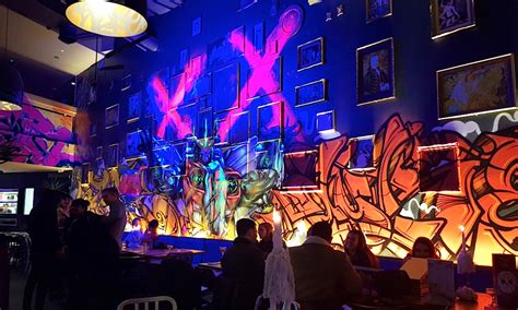 Black roses flowers delivered hello blooms melbourne. Lainey's Adventures: 24 Hours in Melbourne, Australia