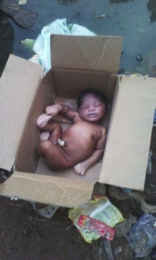 A Newborn Baby Found In A Cardboard Box In Nasarawa Photos Gistmania