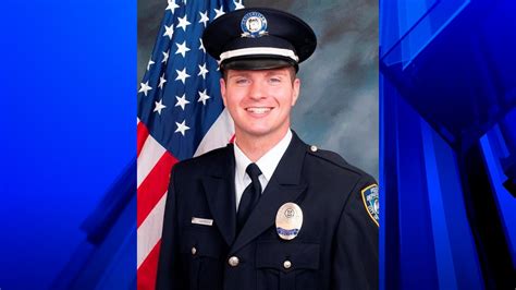 Centerville police officer helps save man’s life while off-duty | WDTN.com