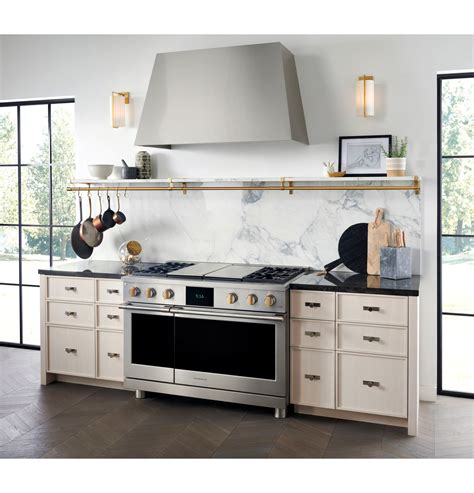 Monogram Luxury Appliances - Luxe RED Awards