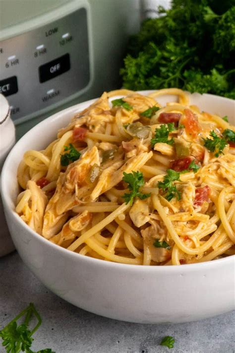 Crock Pot Chicken Spaghetti