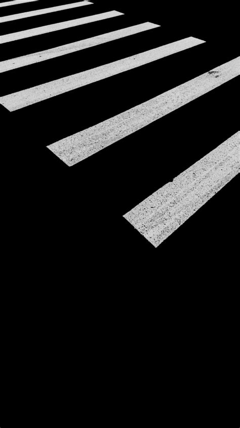 Black and white wallpaper 4k iphone. iPhone X Wallpapers: 35 Great Images For An AMOLED Screen