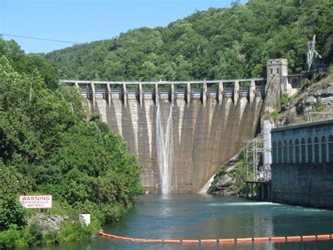 Cheoah Dam Aka The Fugitive Dam Powerhouse Is Called Tapoco