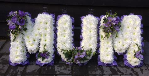Lilac And White Mum Funeral Letters Funeral Flowers Funeral Tributes