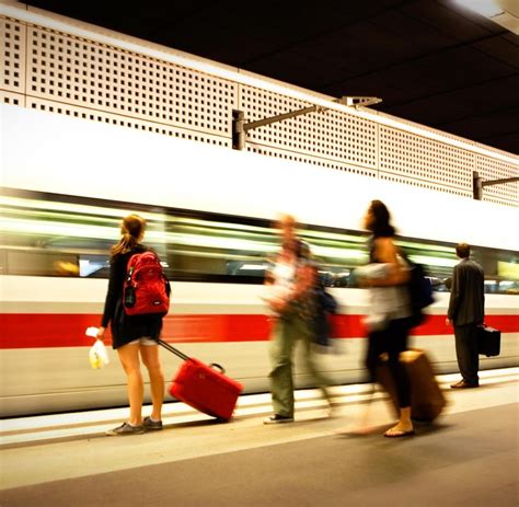 In den verhandlungen zwischen lokführergewerkschaft gdl und deutscher bahn gab es keine einigung. BahnCard: Kreditkartenfunktion lohnt sich nicht immer - WELT