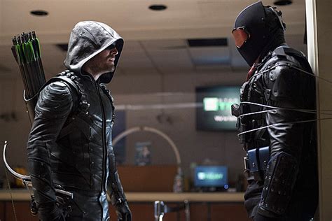 Arrow Review Vigilante Reveals Prometheus Inside Man