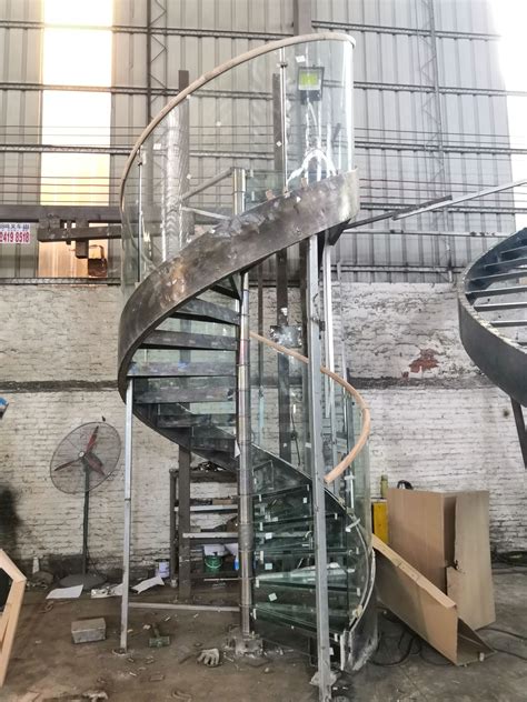 Glass Steps And Rails Spiral Staircase Spiral Stairs Stainless Steel