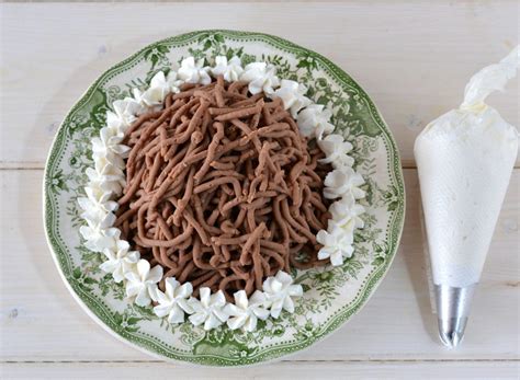 Maybe you would like to learn more about one of these? Montblanc ricetta dolce alle castagne - Un pizzico di pepe ...