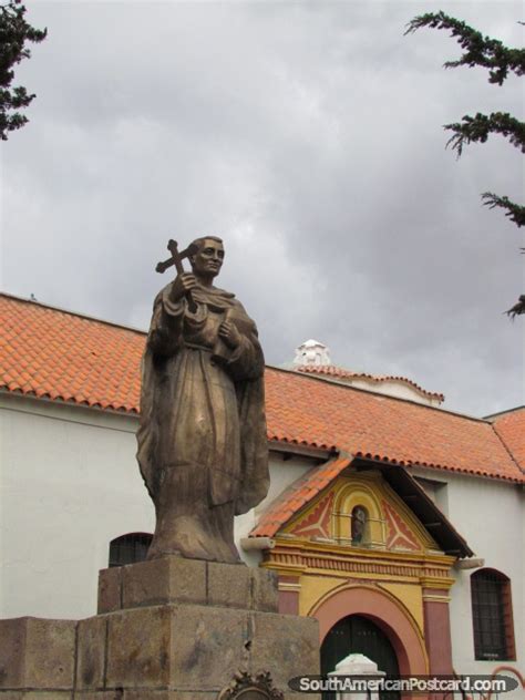 Vicente bernedo is a chilean professional football player who best plays at the goalkeeper position for the universidad católica in the campeonato afp planvital. Statue of Fray Vicente Bernedo at Iglesia Santo Domingo ...