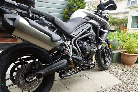 Benieuwd wie er hier allemaal in het bezit is van een tiger 800 en hopelijk zijn er dat net wat dan kunnen we hier ervaringen delen. Tiger 800 - New Tiger 800 | The Triumph Forum