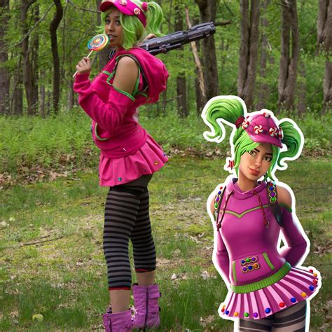 Look At This Amazing Fortnite Zoey Cosplay By Fionanovaa